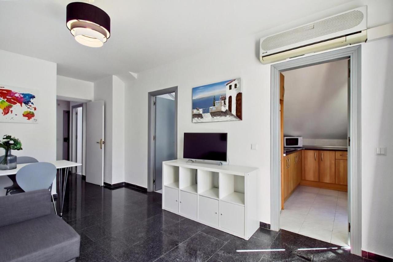 Atico Con Terraza Privada En Malaga Centro Apartment Ngoại thất bức ảnh
